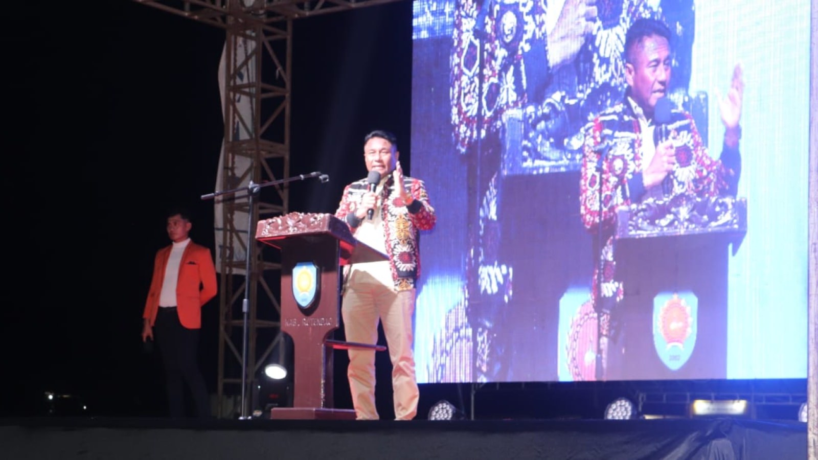 Saat Bupati Paulus Henuk memberikan sambutan