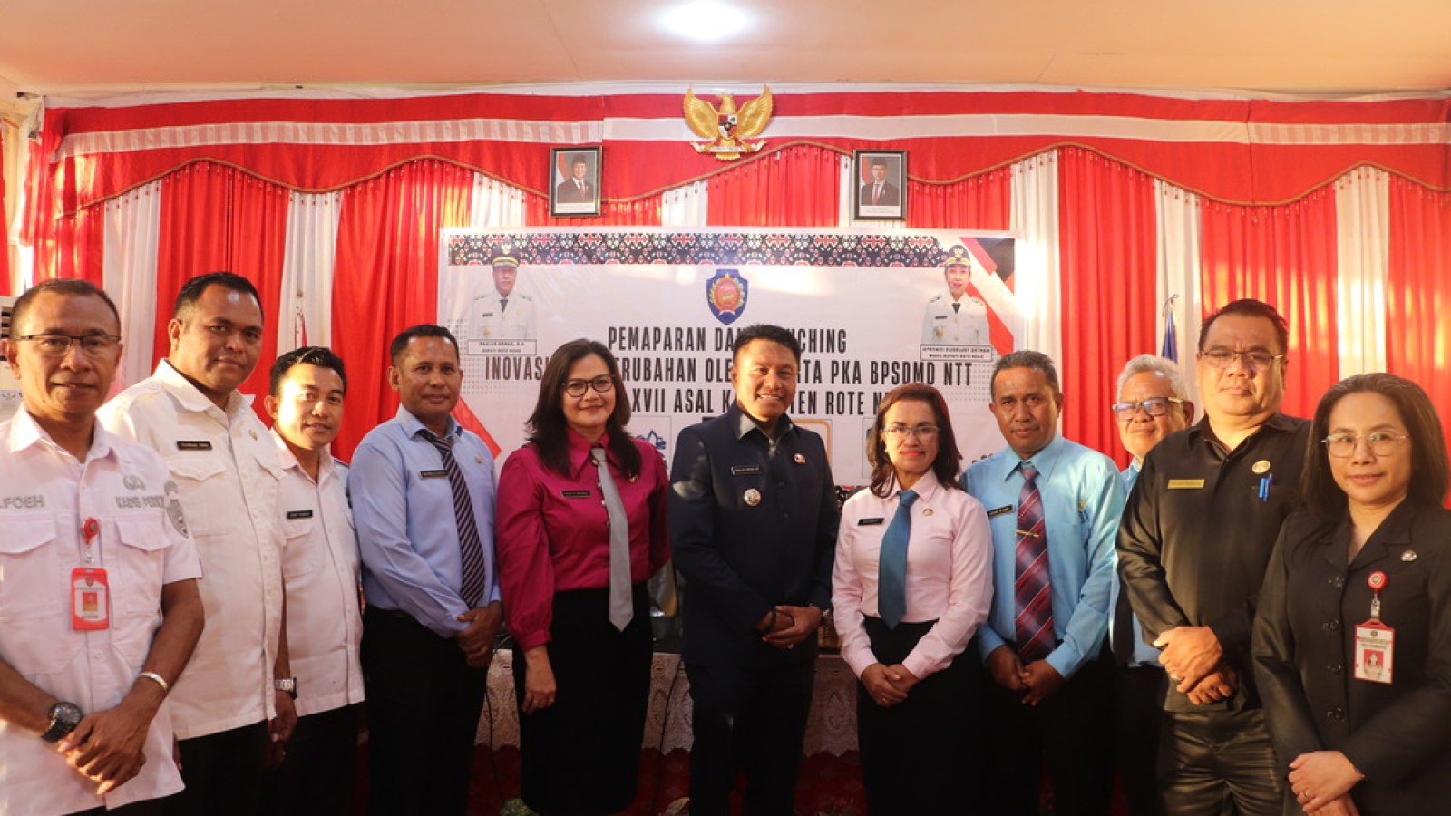 Foto bersama Bupati Rote Ndao dengan Peserta PKA Angkatan XVII beserta Mentor