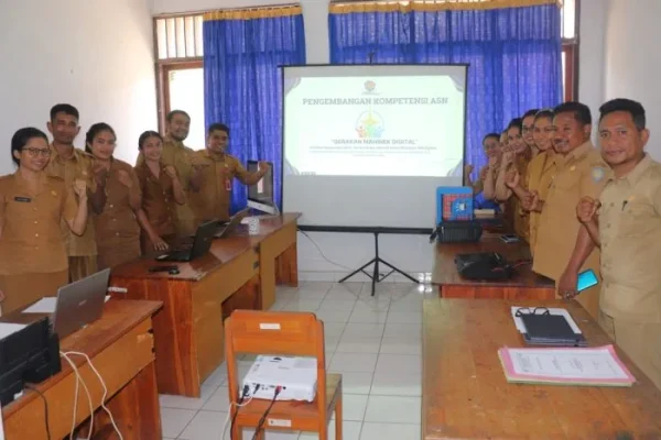 Foto bersama dalam proses Penyusunan Materi Advokasi dan Sosialisasi Gerakan Mahinek Digital.