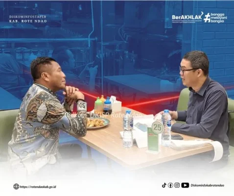 Diskusi Bupati Rote Ndao Paulus Henuk, SH dan GM PT. Pertamina Patra Niaga Pertemuan Bupati Rote Ndao Paulus Henuk, SH dan GM PT. Pertamina Patra Niaga Iwan Yudha Wibowo