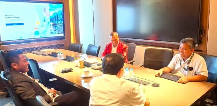 Listrik EBT : Pertemuan dalam rangka mendorong pembangunan infrastruktur kelistrikan berbasis Energi Baru Terbarukan (EBT) di Kabupaten Rote Ndao.