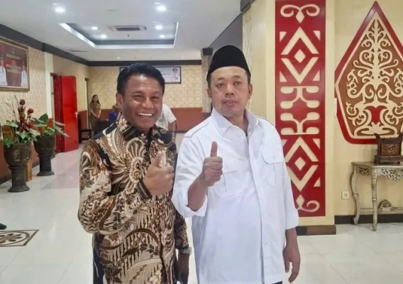 Bupati Rote Ndao Paulus Henuk bersama Menteri ATR/BPN Nusron Wahid.