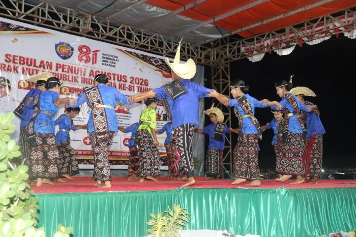 Penampilan peserta lomba Kebalai dari Desa Oetutulu