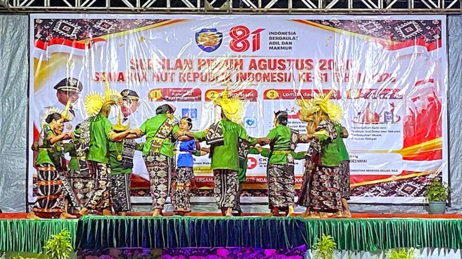Lomba Tarian Kebalai mengisi panggung hiburan seni dan budaya Semarak HUT RI ke-81.