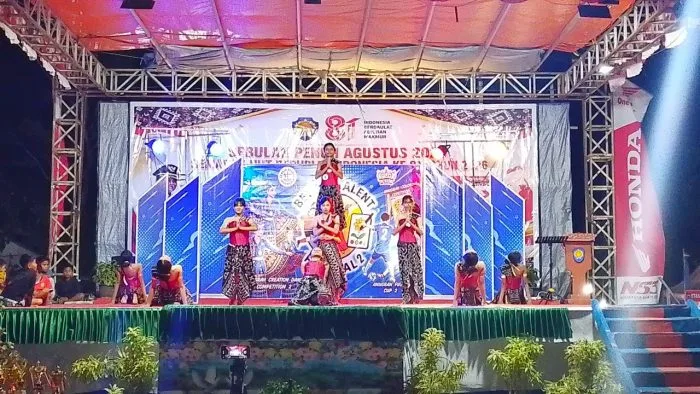 Penampilan aktraktif Tarian Kreasi salah satu peserta.