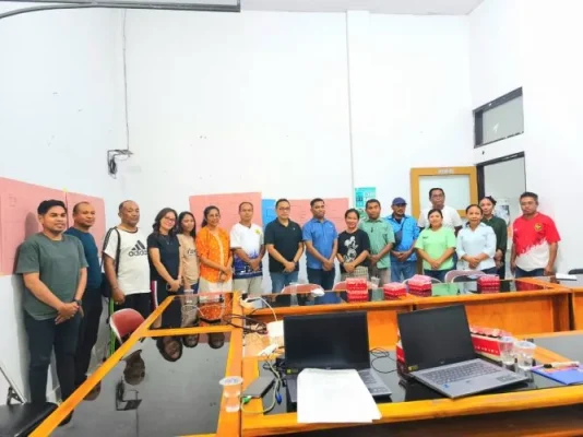Foto bersama pada kegiatan Stakeholder Mapping Program NTT Net-Zero Emission (NZE) 2050