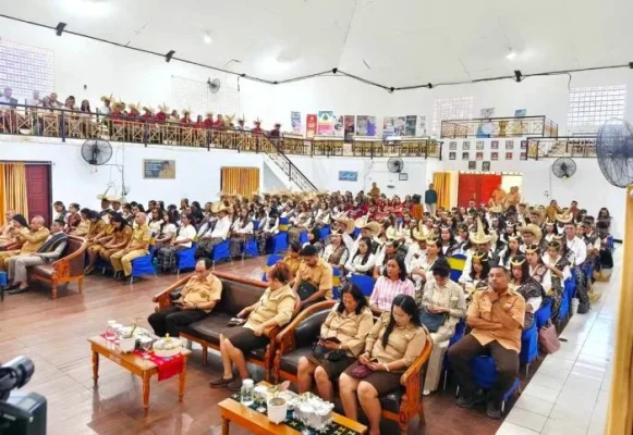 eserta Latsar CPNS Gelombang XIII Tahun 2026 mengikuti ceremonial pembukaan.