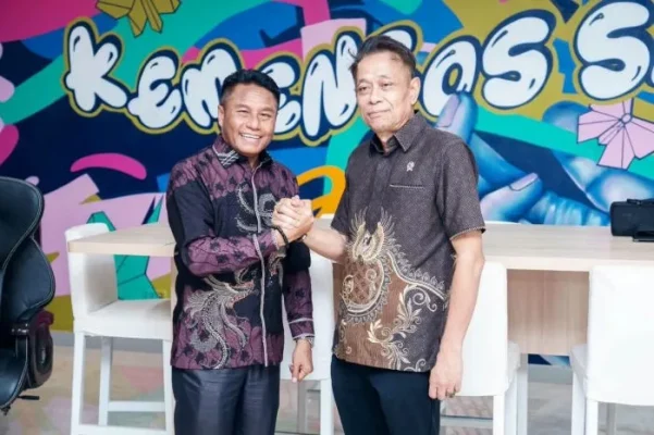 Melalui program Sekolah Rakyat, kolaborasi pemerintah pusat dan daerah diharapkan dapat memastikan anak-anak dari keluarga miskin memperoleh akses pendidikan yang layak